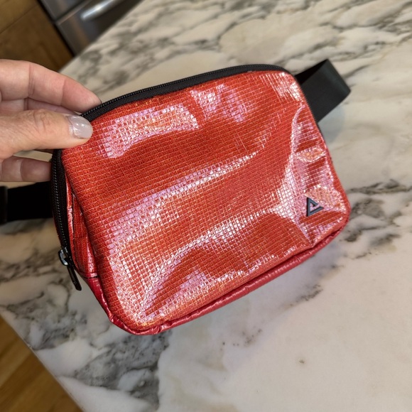 Rareform Zion Sling Red Travel Crossbody Fanny Pack Bag - Picture 5 of 15